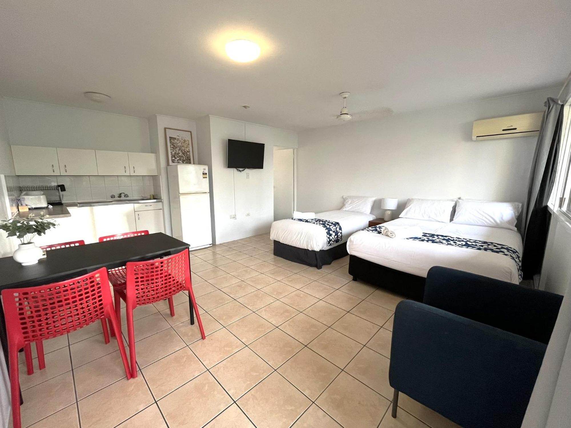 Browns Broadbeach Gold Coast Exterior foto