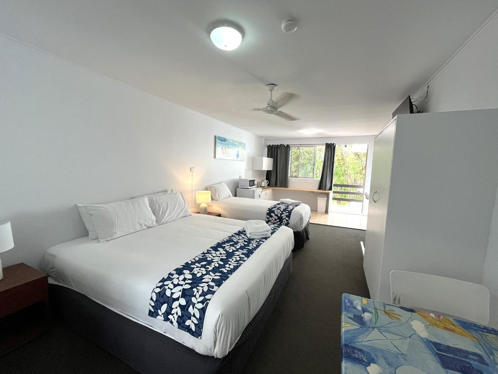 Browns Broadbeach Gold Coast Exterior foto